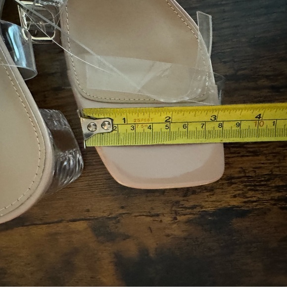 Brand new , with box lucite clear heels 8W - Picture 3 of 5